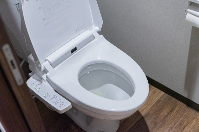 金運も下がるトイレのNG行動とは